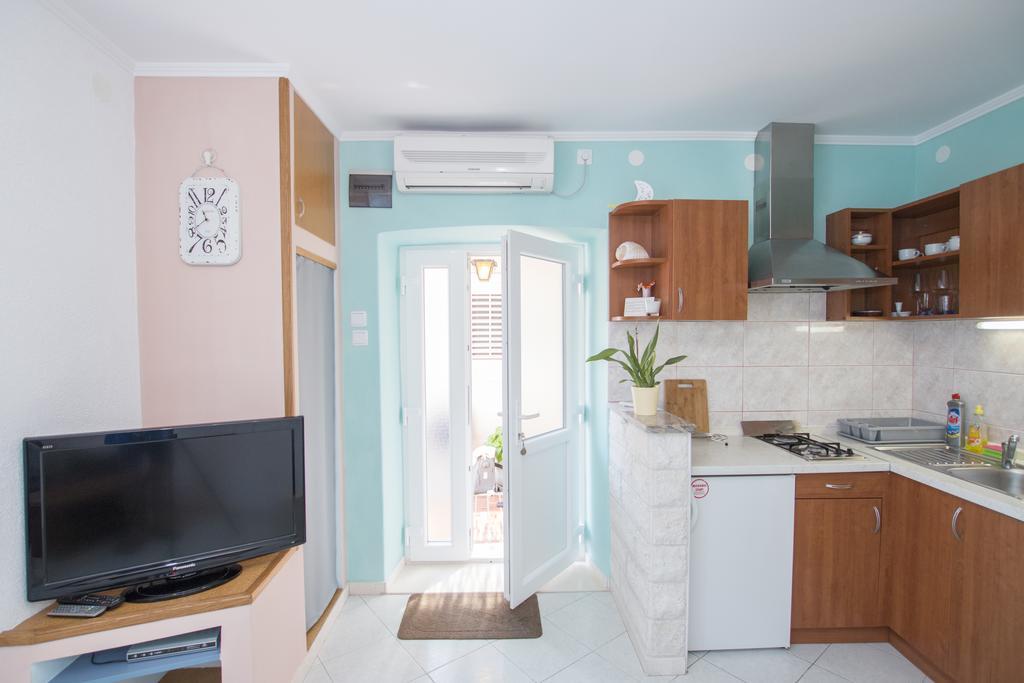 Radovcic Apartments And Rooms トルステノ エクステリア 写真
