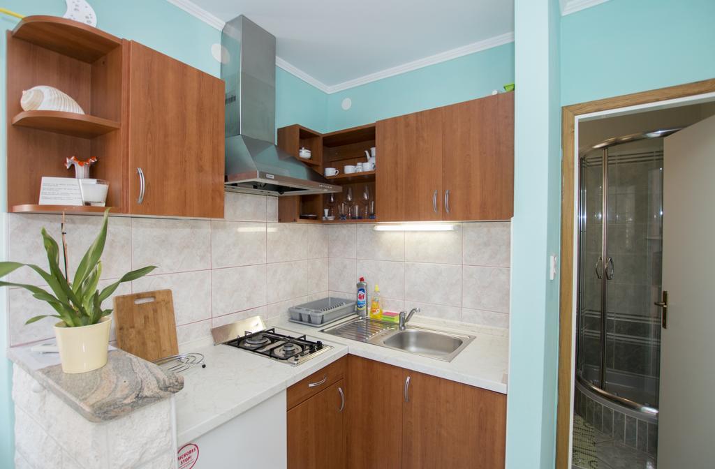 Radovcic Apartments And Rooms トルステノ エクステリア 写真