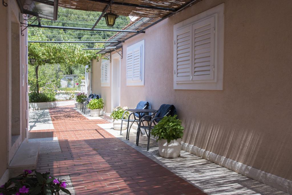 Radovcic Apartments And Rooms トルステノ エクステリア 写真