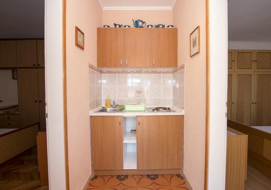 Radovcic Apartments And Rooms トルステノ エクステリア 写真
